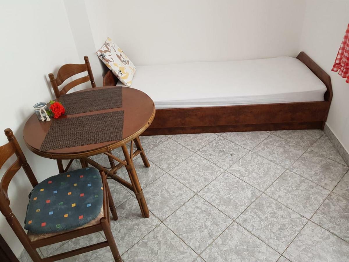 Apartments Josica Senj  Luaran gambar
